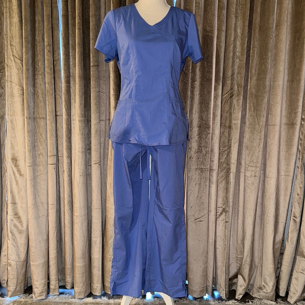 Ciel Blue Scrub Set